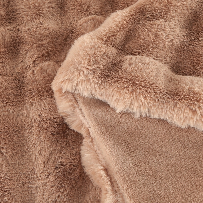 91家纺网 家纺一手货源 找家纺 栩裕纺织 2025新款纯色托斯卡纳兔毛大泡泡绒毛毯 咖色