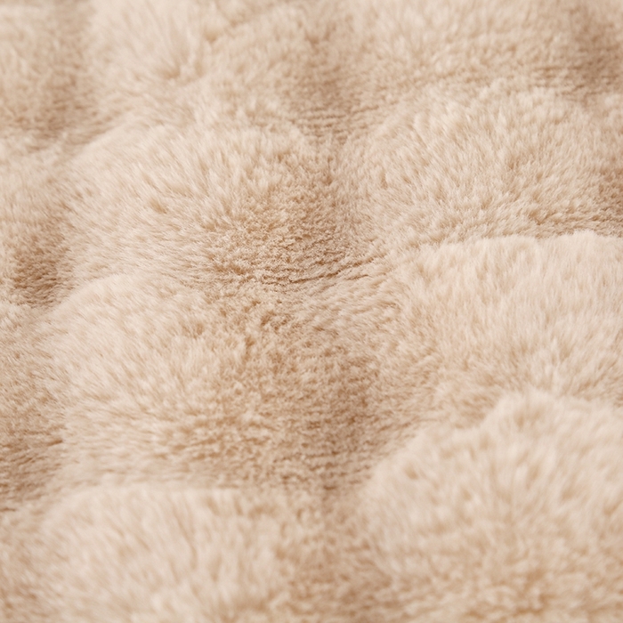 91家纺网 家纺一手货源 找家纺 栩裕纺织 2025新款纯色托斯卡纳兔毛大泡泡绒毛毯 米杏