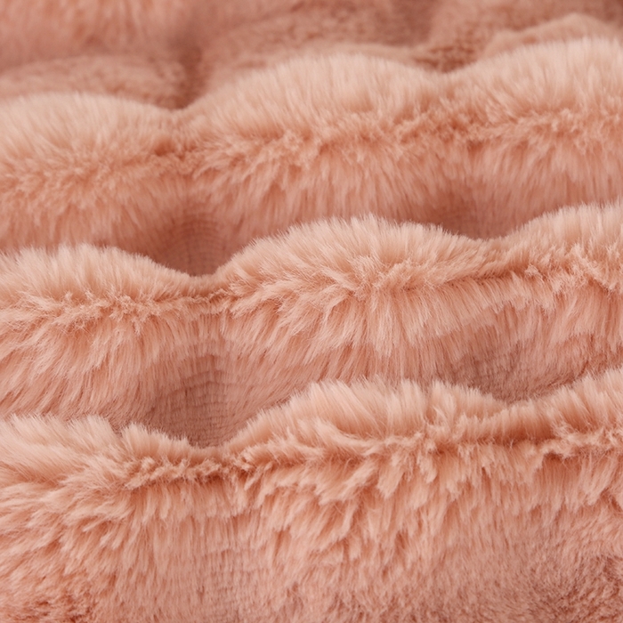 91家纺网 家纺一手货源 找家纺 栩裕纺织 2025新款纯色托斯卡纳兔毛大泡泡绒毛毯 樱花粉