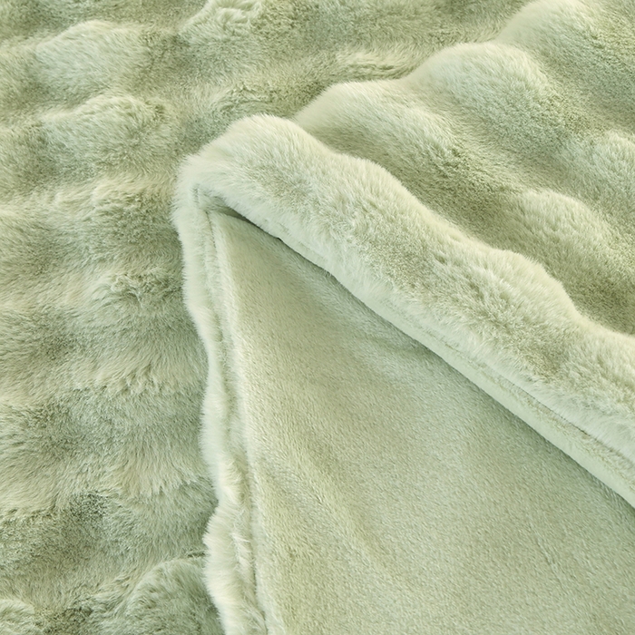 91家纺网 家纺一手货源 找家纺 栩裕纺织 2025新款纯色托斯卡纳兔毛大泡泡绒毛毯 清新绿