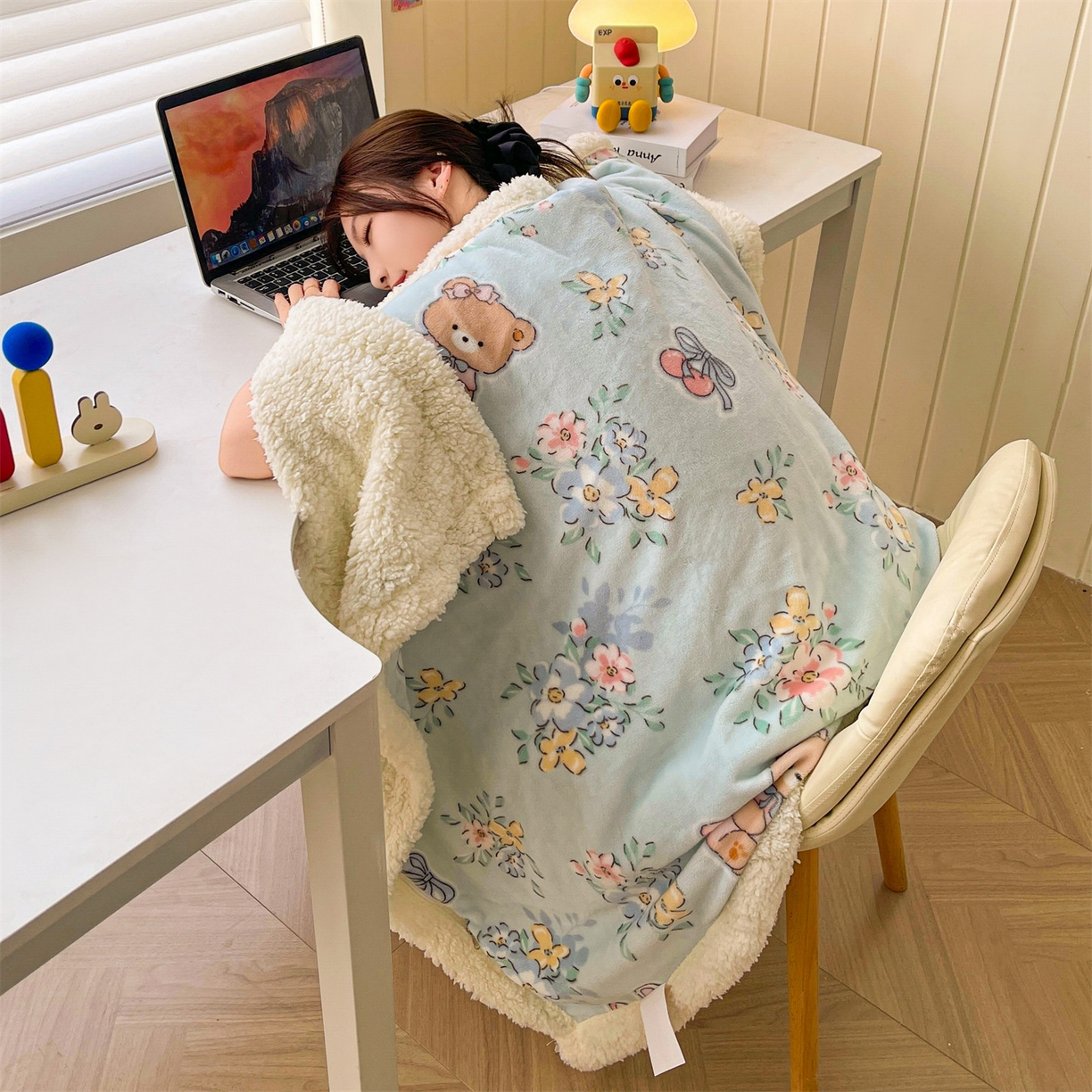 91家纺网 家纺一手货源 找家纺 （总）雯豆家纺 2025新款双面暖绒多功能被套毯盖毯毯子