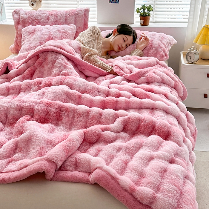 91家纺网 家纺一手货源 找家纺 （总）栩裕纺织 2025新款双面波斯绒罗马柱毛毯