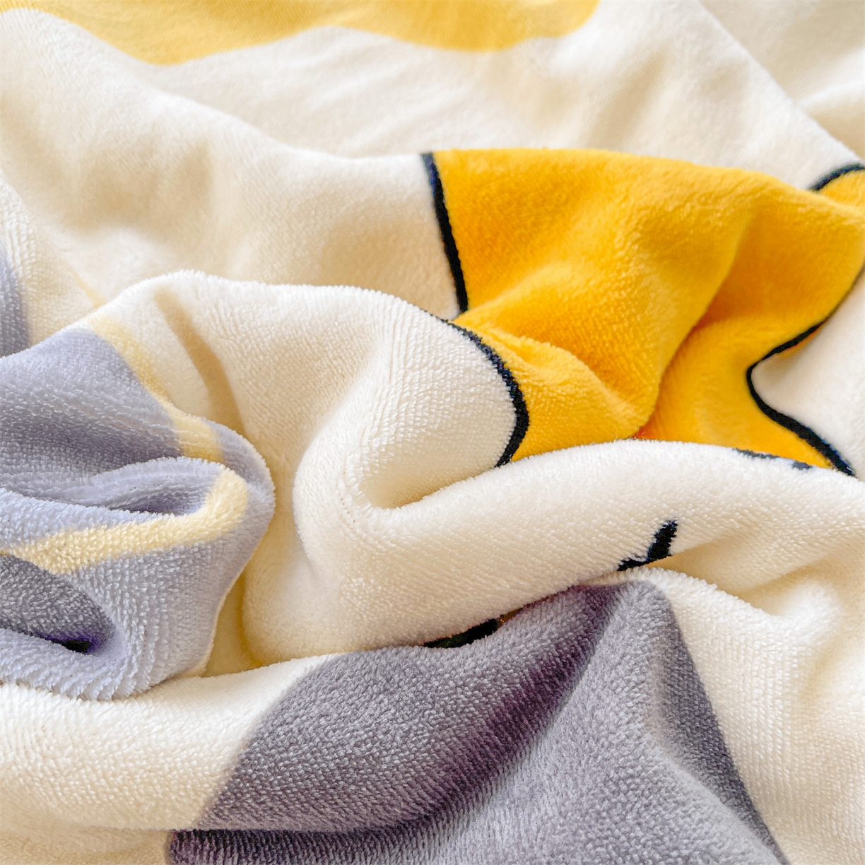 91家纺网 家纺一手货源 找家纺 雯豆家纺 2025新款双面暖绒多功能被套毯盖毯毯子 斑点星星