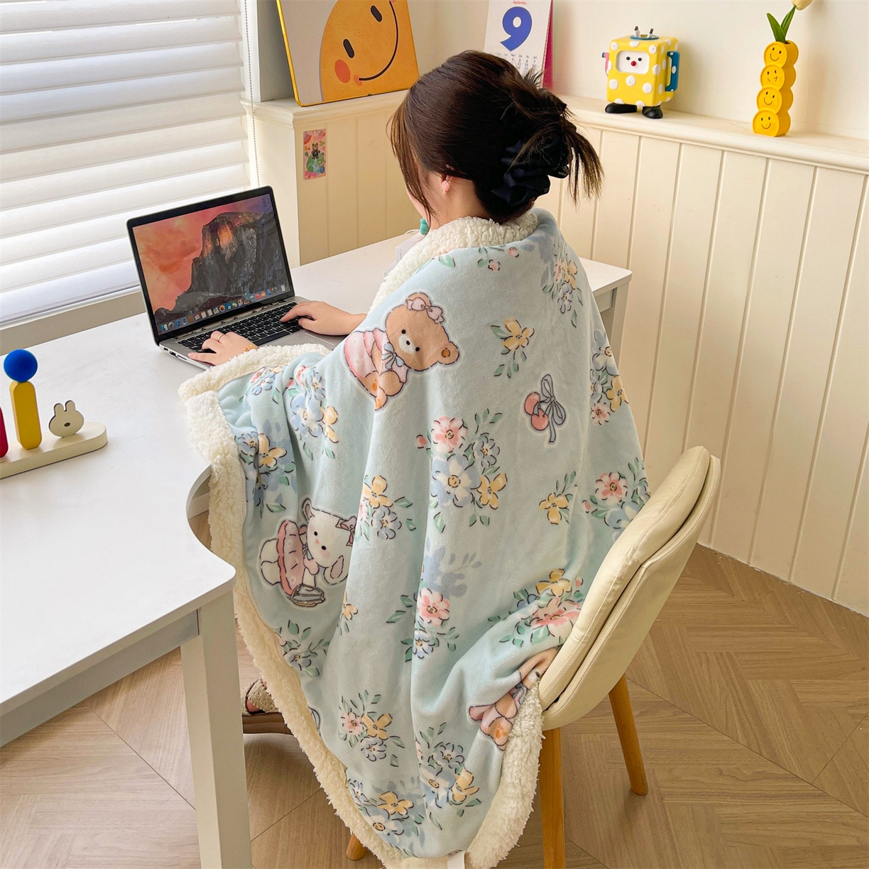 91家纺网 家纺一手货源 找家纺 雯豆家纺 2025新款双面暖绒多功能被套毯盖毯毯子 多彩生活