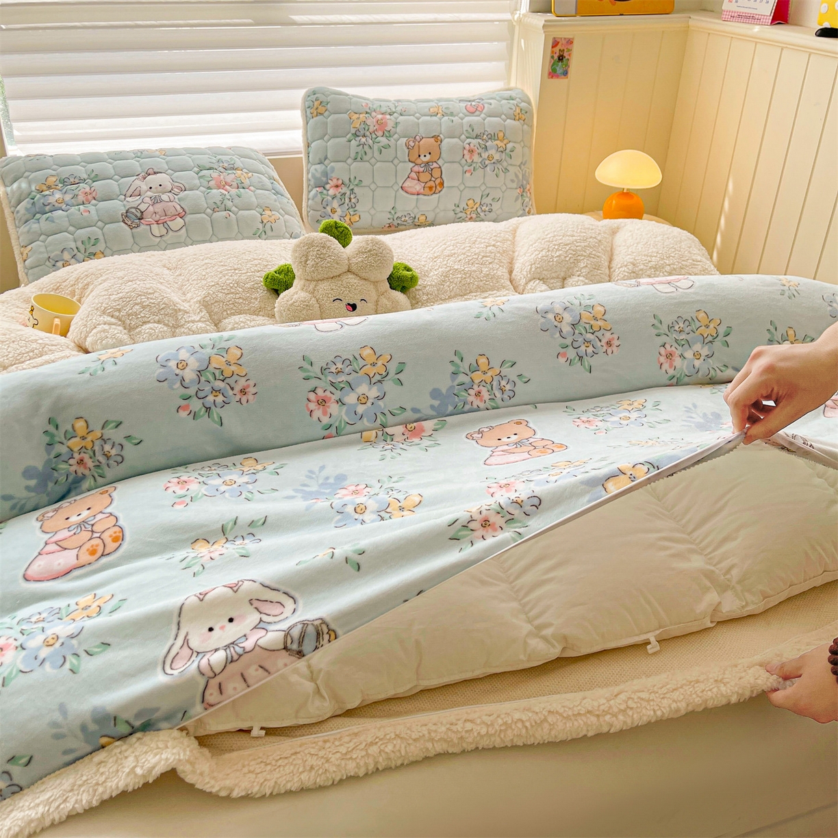 91家纺网 家纺一手货源 找家纺 雯豆家纺 2025新款双面暖绒多功能被套毯盖毯毯子 多彩生活