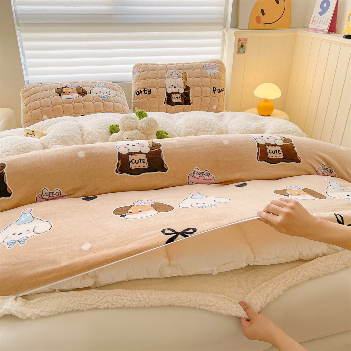 91家纺网 家纺一手货源 找家纺 雯豆家纺 2025新款双面暖绒多功能被套毯盖毯毯子 狂欢派对