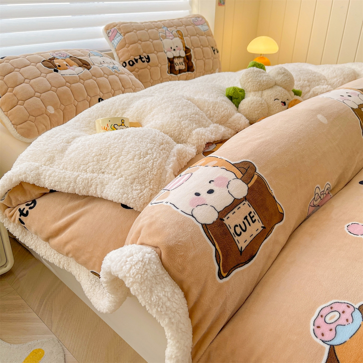 91家纺网 家纺一手货源 找家纺 雯豆家纺 2025新款双面暖绒多功能被套毯盖毯毯子 狂欢派对