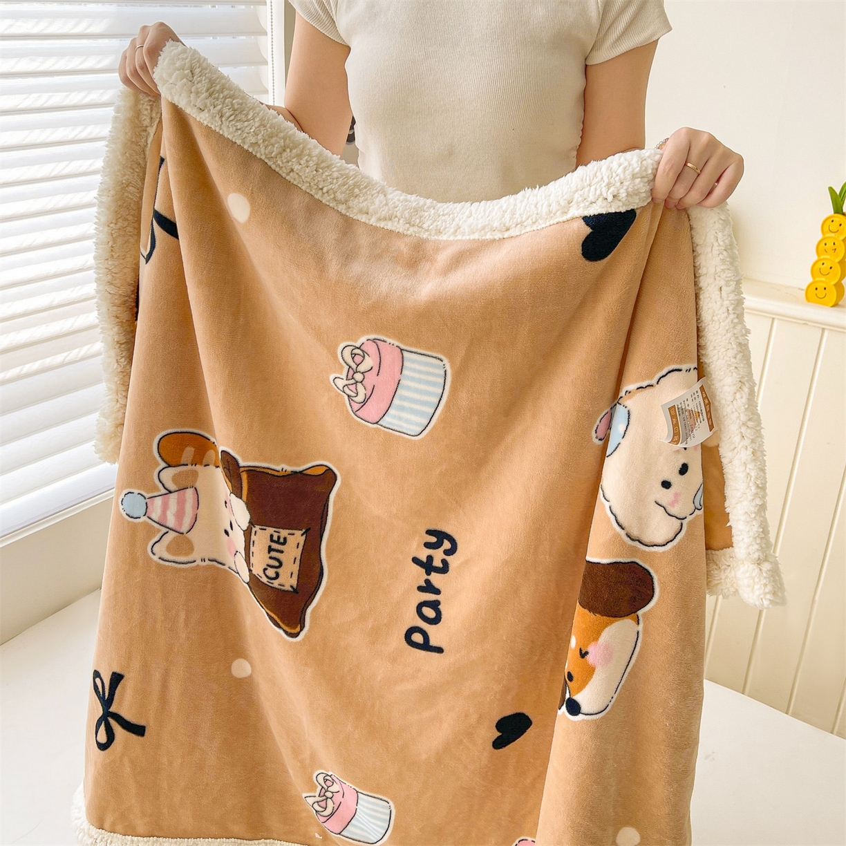 91家纺网 家纺一手货源 找家纺 雯豆家纺 2025新款双面暖绒多功能被套毯盖毯毯子 狂欢派对