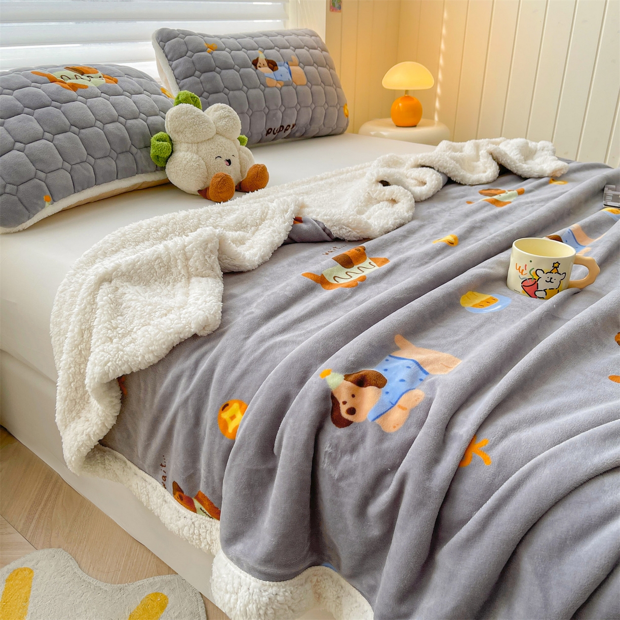 91家纺网 家纺一手货源 找家纺 雯豆家纺 2025新款双面暖绒多功能被套毯盖毯毯子 腊肠狗