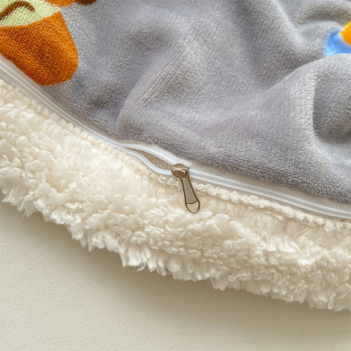 91家纺网 家纺一手货源 找家纺 雯豆家纺 2025新款双面暖绒多功能被套毯盖毯毯子 腊肠狗