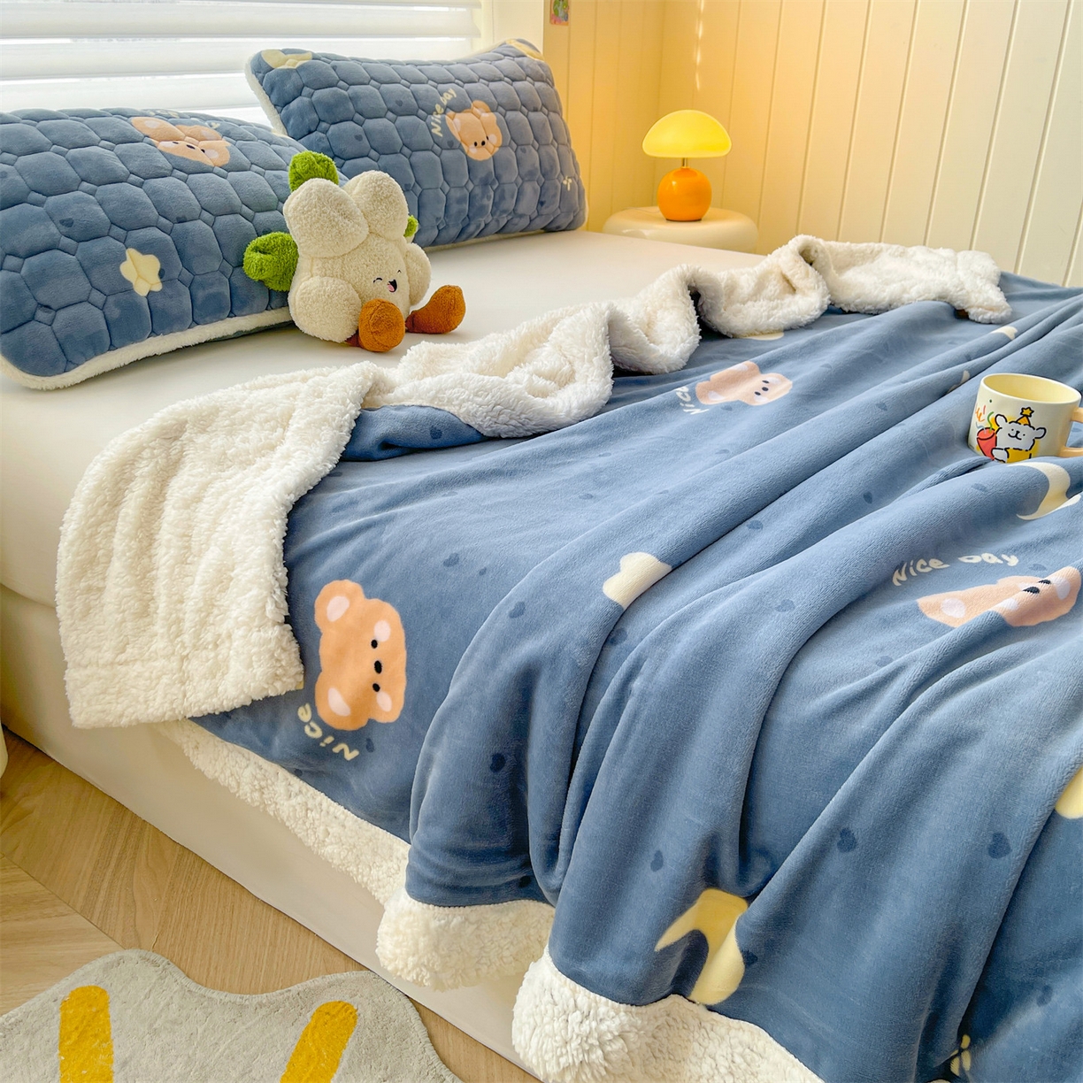 91家纺网 家纺一手货源 找家纺 雯豆家纺 2025新款双面暖绒多功能被套毯盖毯毯子 太空小熊