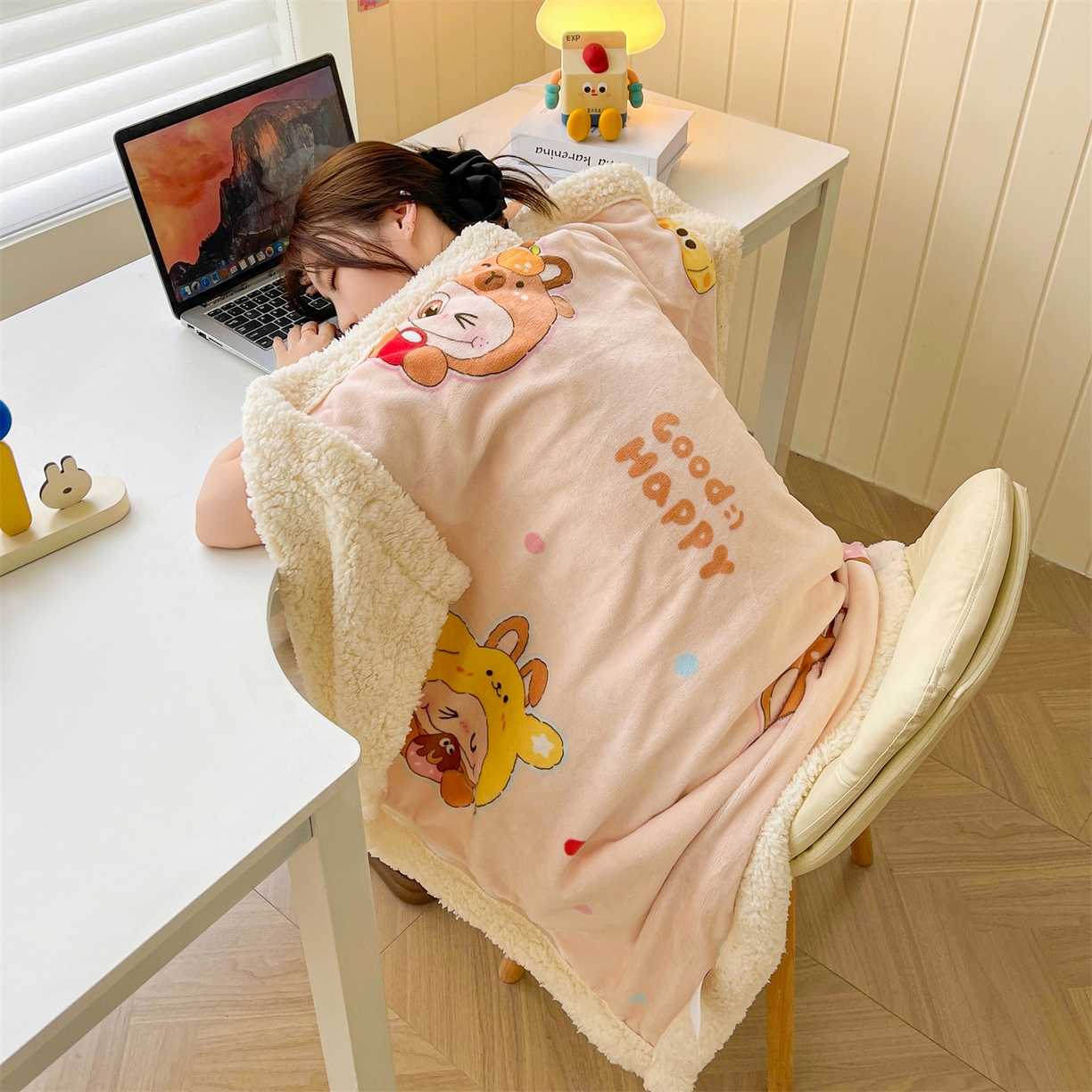 91家纺网 家纺一手货源 找家纺 雯豆家纺 2025新款双面暖绒多功能被套毯盖毯毯子 甜心布布