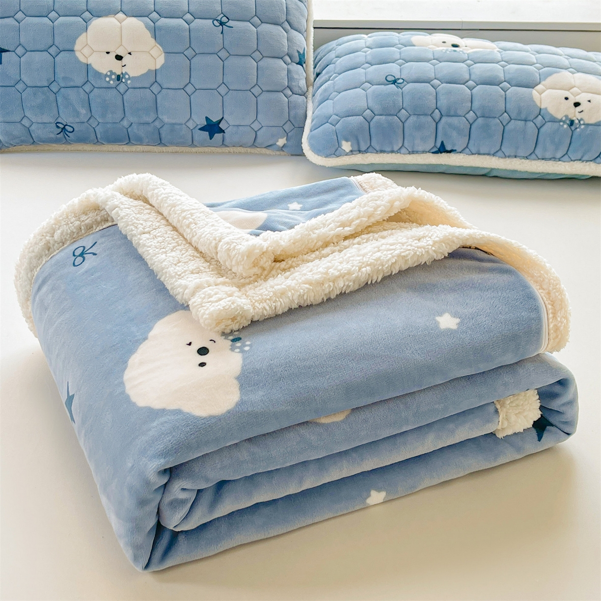 91家纺网 家纺一手货源 找家纺 雯豆家纺 2025新款双面暖绒多功能被套毯盖毯毯子 星空小狗