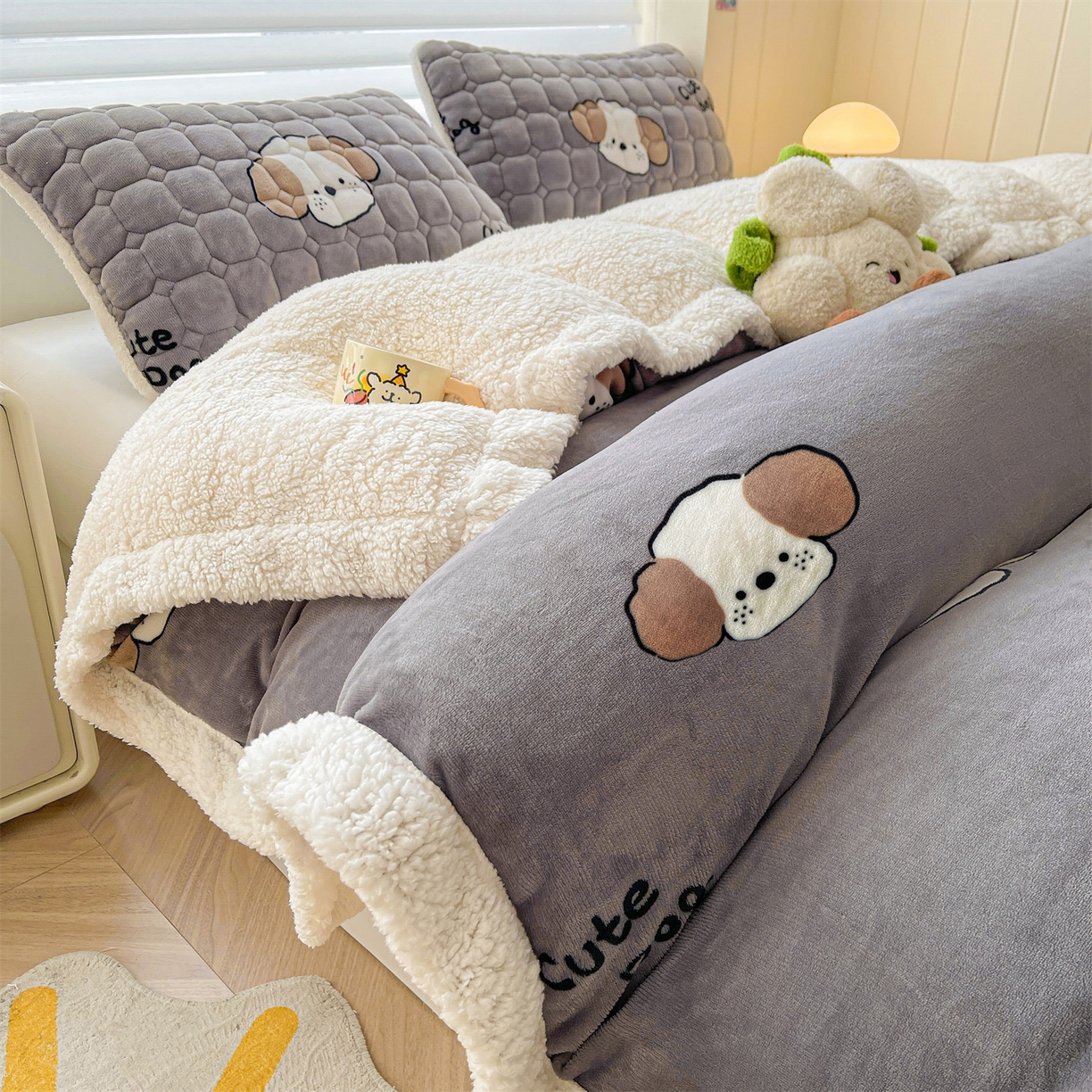 91家纺网 家纺一手货源 找家纺 雯豆家纺 2025新款双面暖绒多功能被套毯盖毯毯子 阳光狗