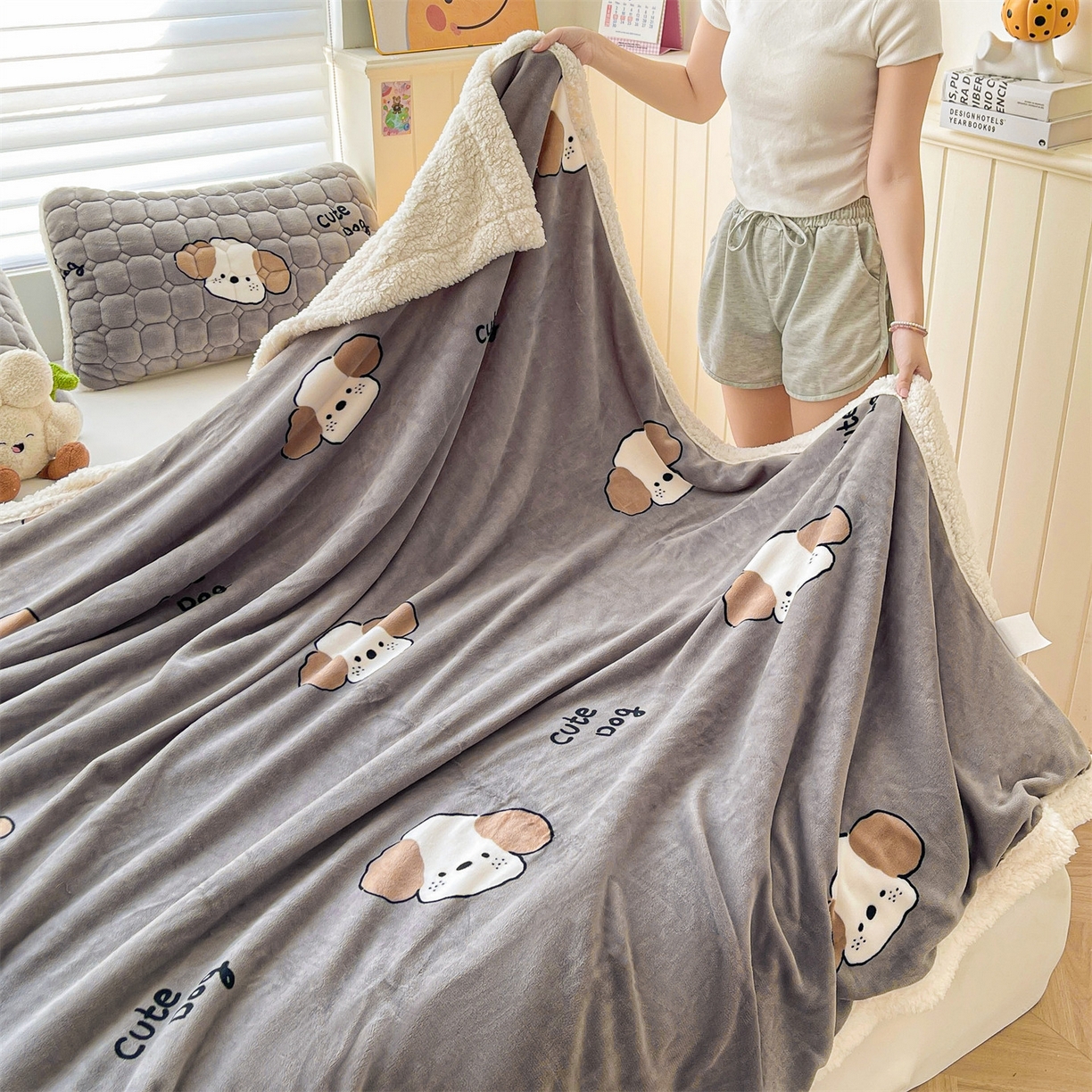 91家纺网 家纺一手货源 找家纺 雯豆家纺 2025新款双面暖绒多功能被套毯盖毯毯子 阳光狗