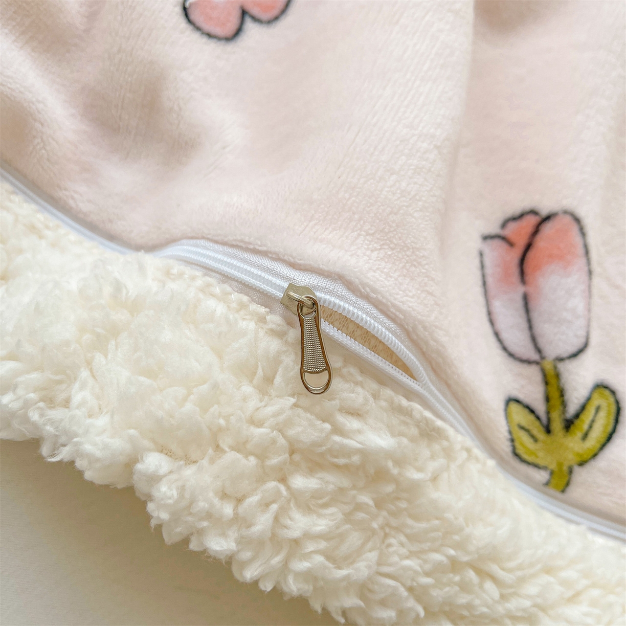 91家纺网 家纺一手货源 找家纺 雯豆家纺 2025新款双面暖绒多功能被套毯盖毯毯子 月季小兔