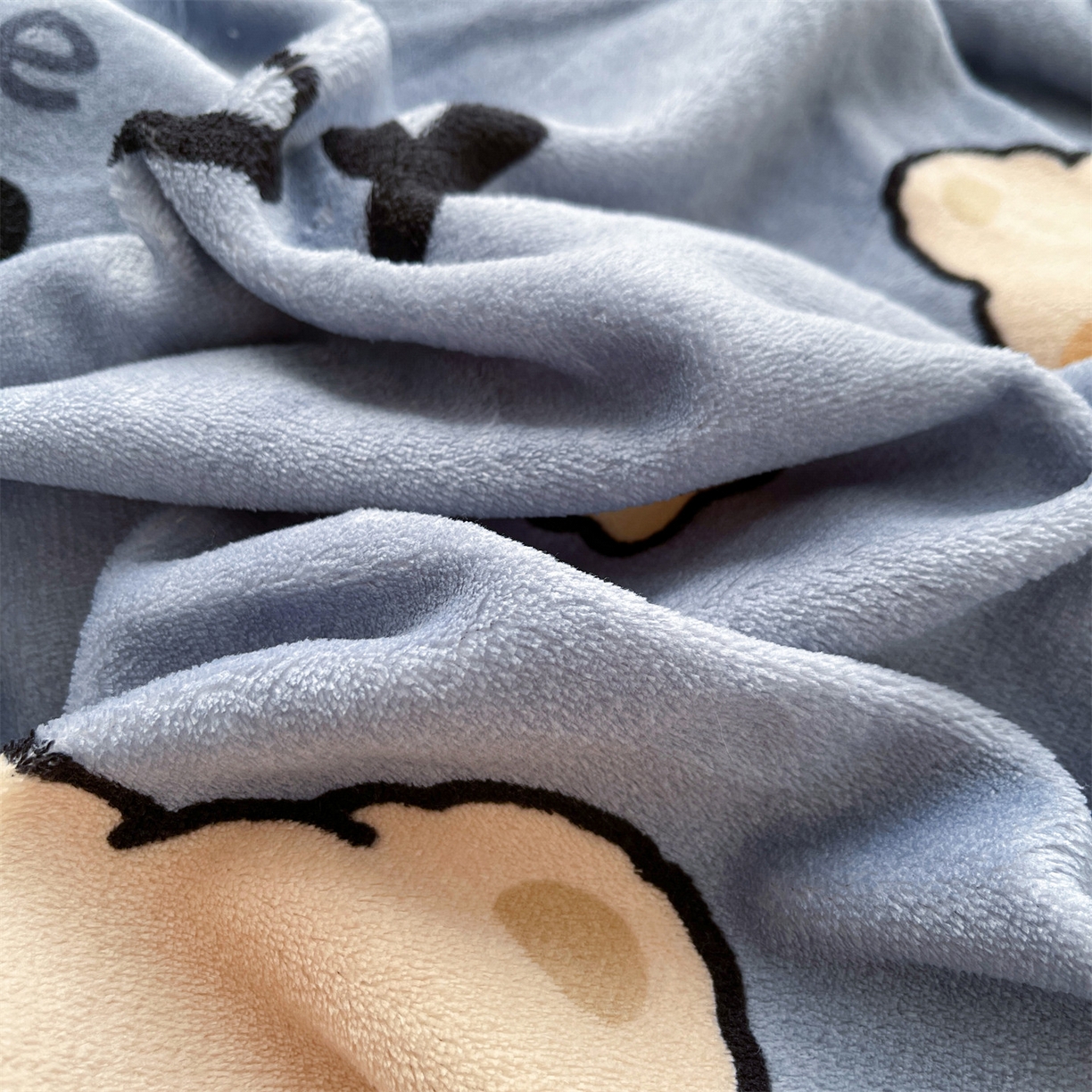 91家纺网 家纺一手货源 找家纺 雯豆家纺 2025新款双面暖绒多功能被套毯盖毯毯子 云朵熊