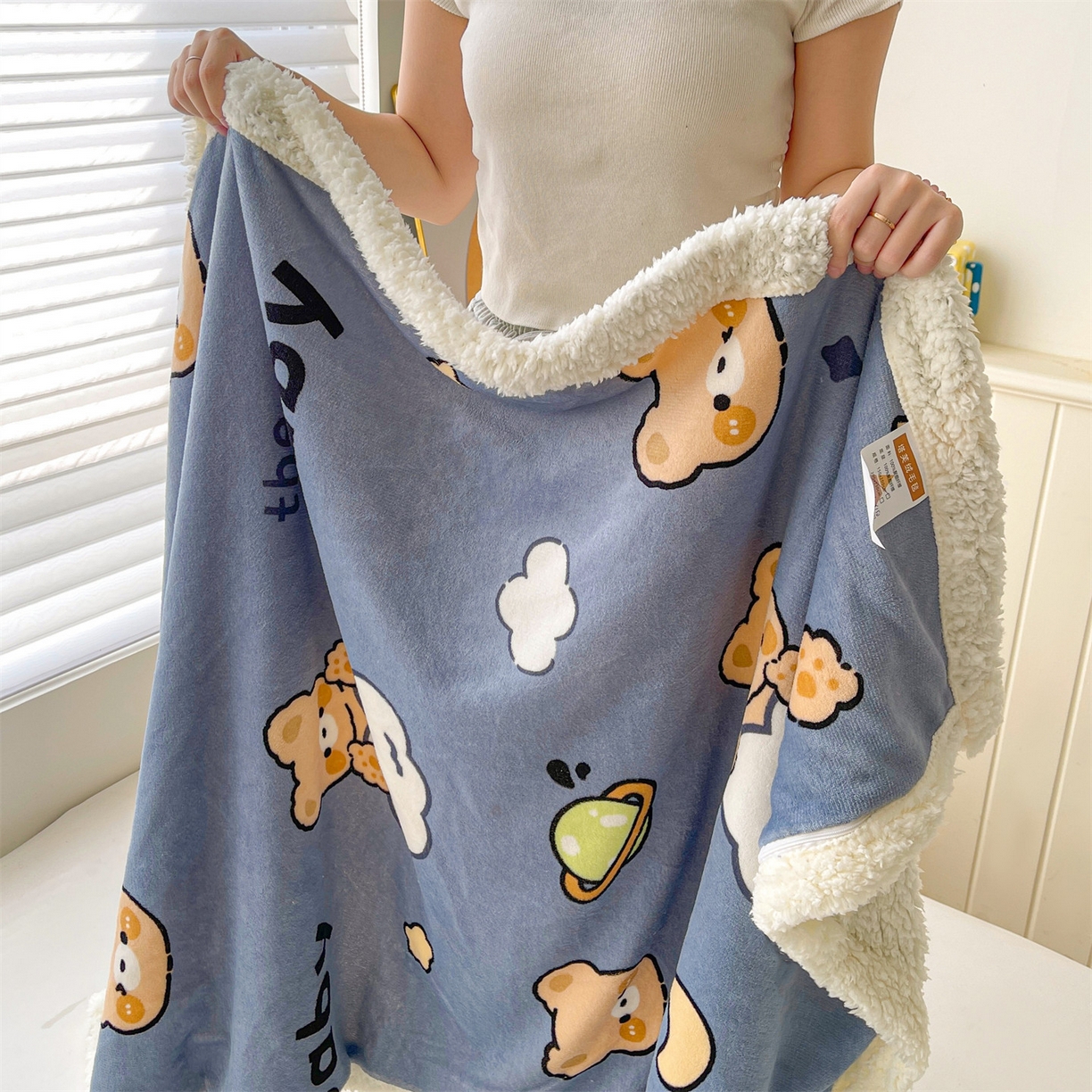 91家纺网 家纺一手货源 找家纺 雯豆家纺 2025新款双面暖绒多功能被套毯盖毯毯子 云朵熊