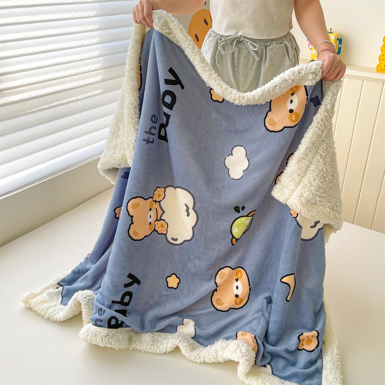 91家纺网 家纺一手货源 找家纺 雯豆家纺 2025新款双面暖绒多功能被套毯盖毯毯子 云朵熊