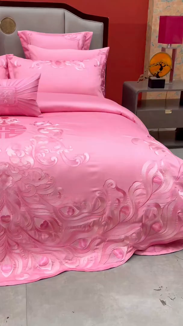 91家纺网 家纺一手货源 找家纺 宏羽纺家纺 2025新款高支高密全棉提花新中式婚庆多件套 高支高密爱的韶华-粉