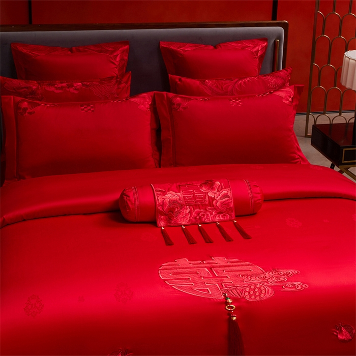 91家纺网 家纺一手货源 找家纺 宏羽纺家纺 2025新款高支高密全棉提花新中式婚庆多件套 高支高密榴连忘返-红