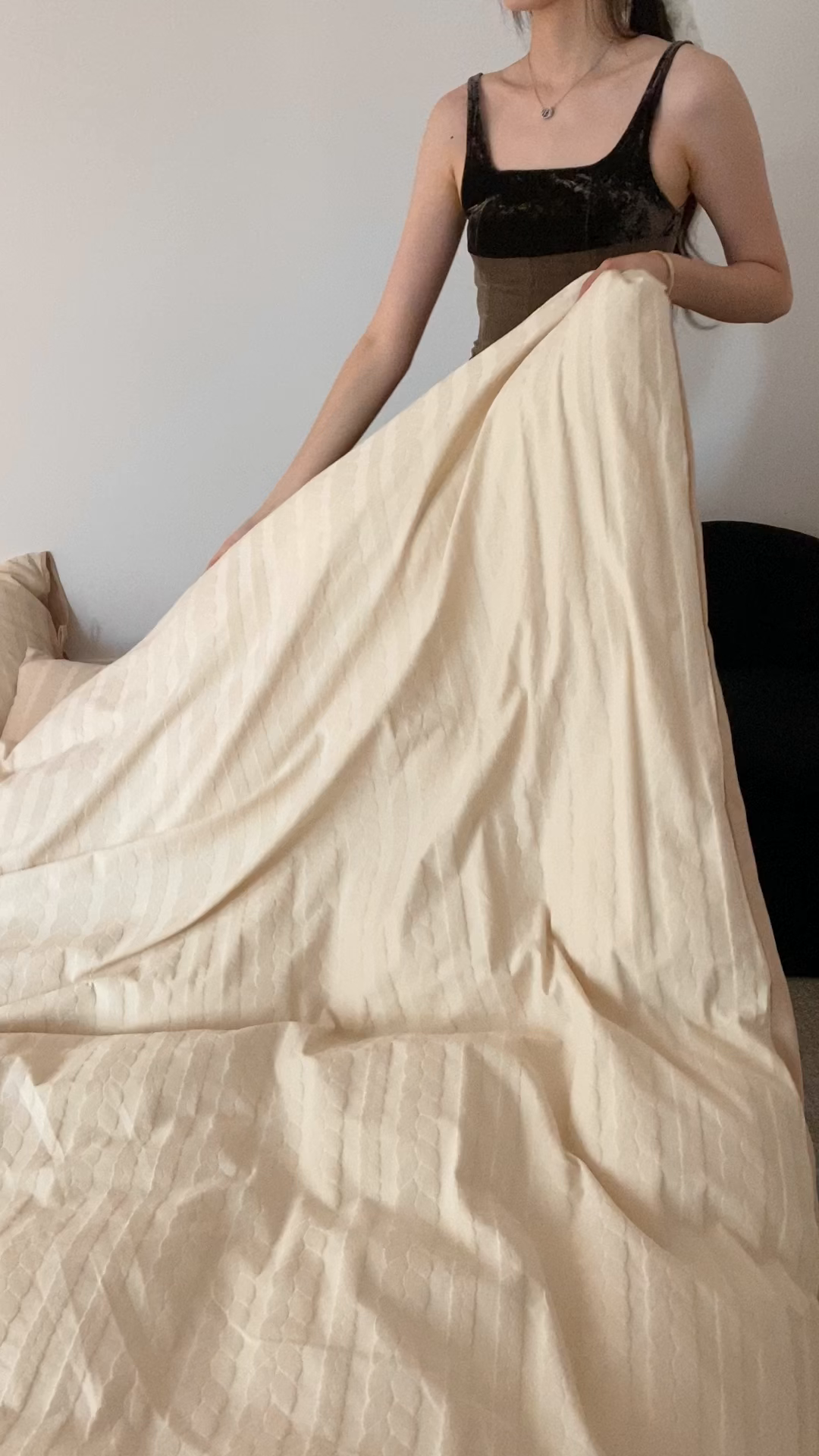 91家纺网 家纺一手货源 找家纺 （总）玉宇阁家居 2025秋冬新品60s色织全棉磨毛大提花四件套-绑带款