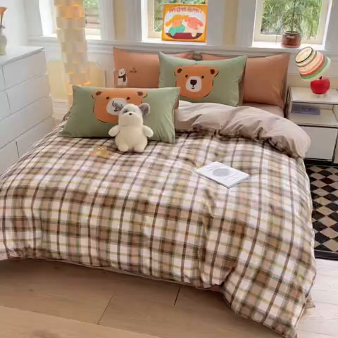 91家纺网 家纺一手货源 找家纺 千朵 2025新款全棉磨毛印花四件套 憨憨熊