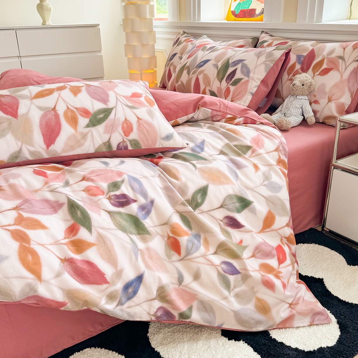 91家纺网 家纺一手货源 找家纺 千朵 2025新款全棉磨毛印花四件套 景秋红