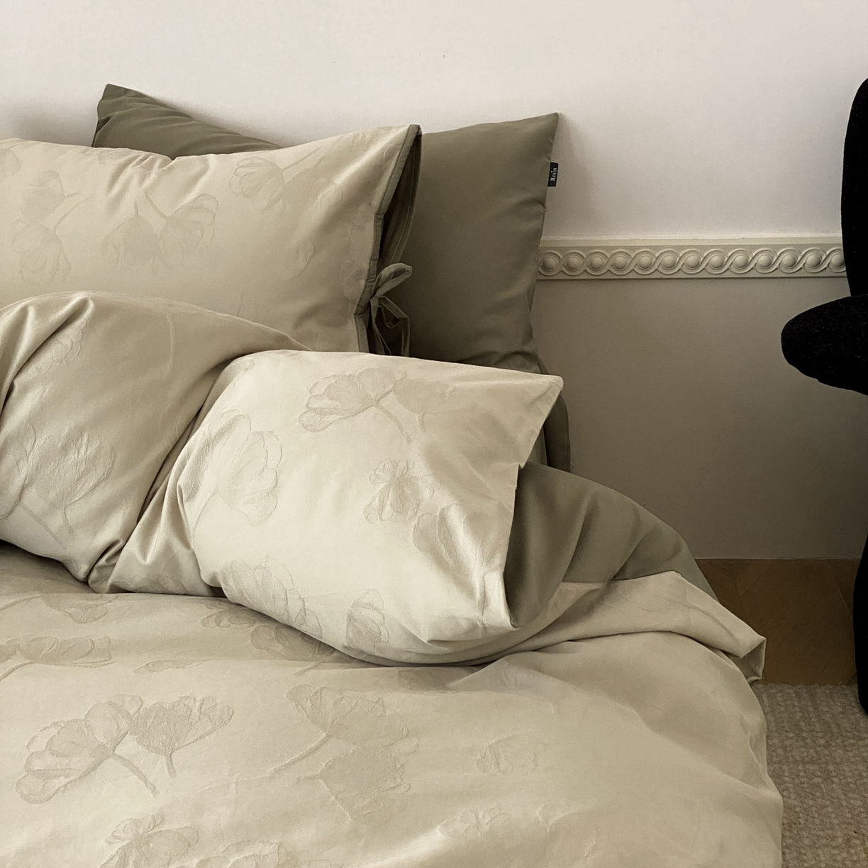 91家纺网 家纺一手货源 找家纺 玉宇阁家居 2025秋冬新品60s色织全棉磨毛大提花四件套-绑带款 绑带款-芊芊绿雪