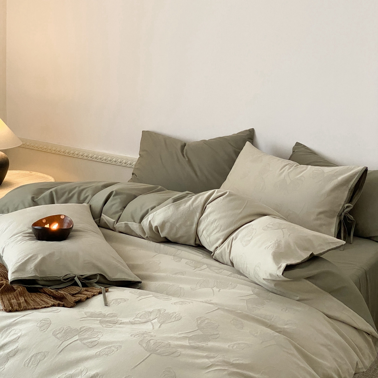 91家纺网 家纺一手货源 找家纺 玉宇阁家居 2025秋冬新品60s色织全棉磨毛大提花四件套-绑带款 绑带款-芊芊绿雪