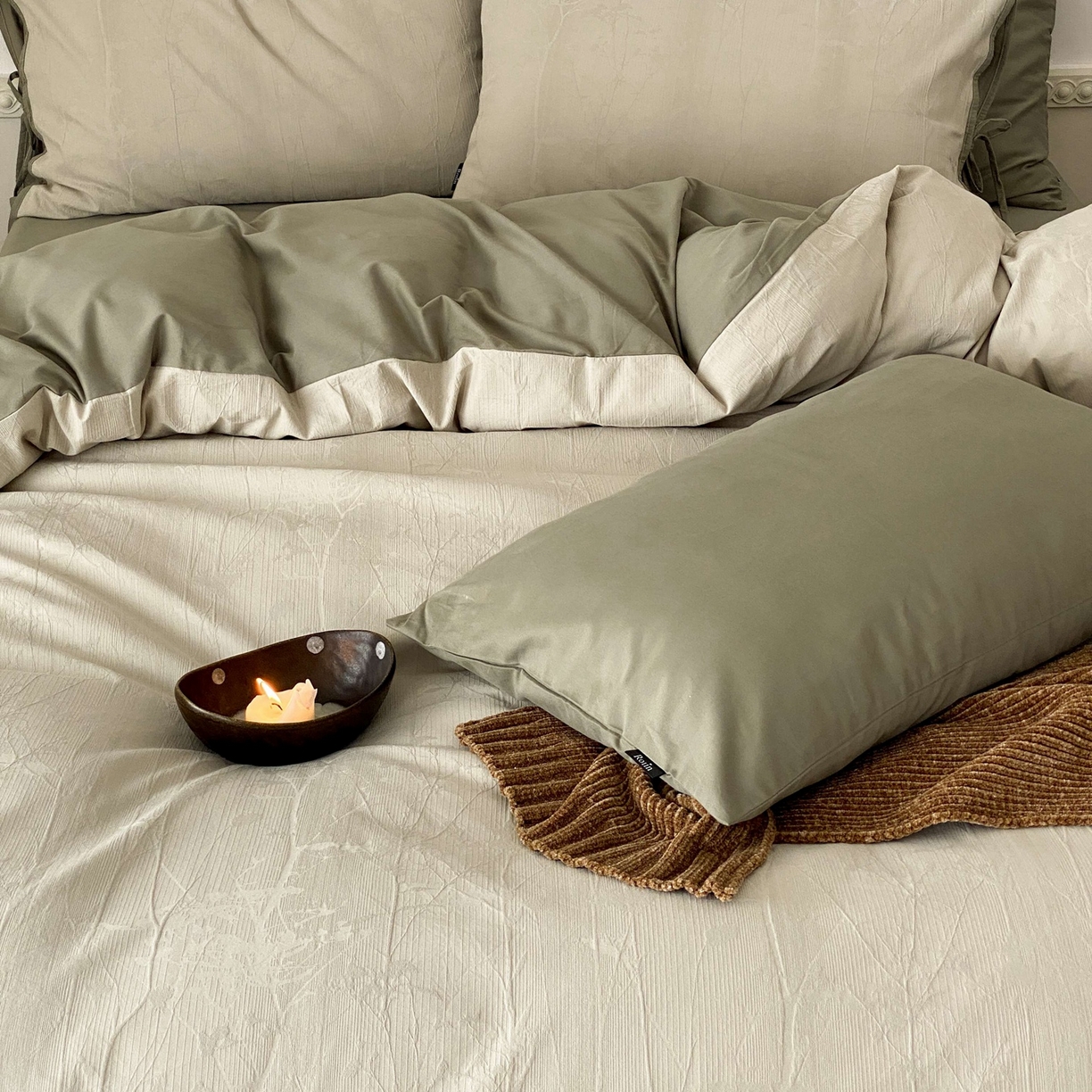 91家纺网 家纺一手货源 找家纺 玉宇阁家居 2025秋冬新品60s色织全棉磨毛大提花四件套-绑带款 绑带款-青白玉