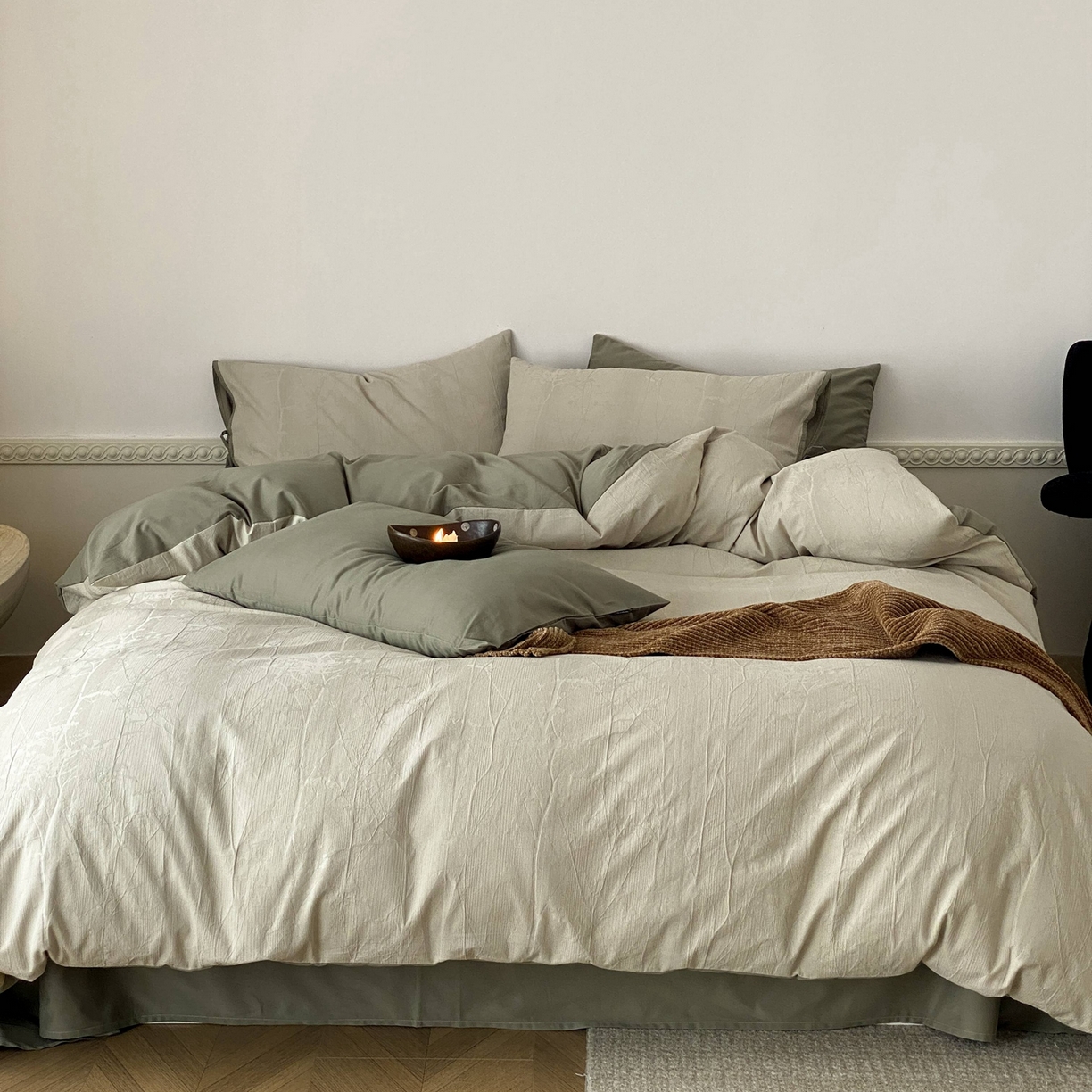 91家纺网 家纺一手货源 找家纺 玉宇阁家居 2025秋冬新品60s色织全棉磨毛大提花四件套-绑带款 绑带款-青白玉