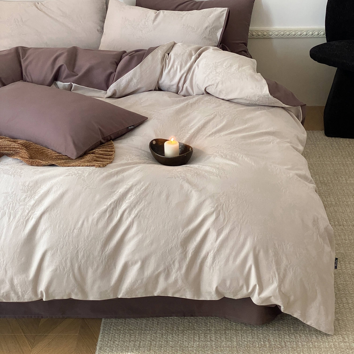 91家纺网 家纺一手货源 找家纺 玉宇阁家居 2025秋冬新品60s色织全棉磨毛大提花四件套-绑带款 绑带款-雾霭绛紫