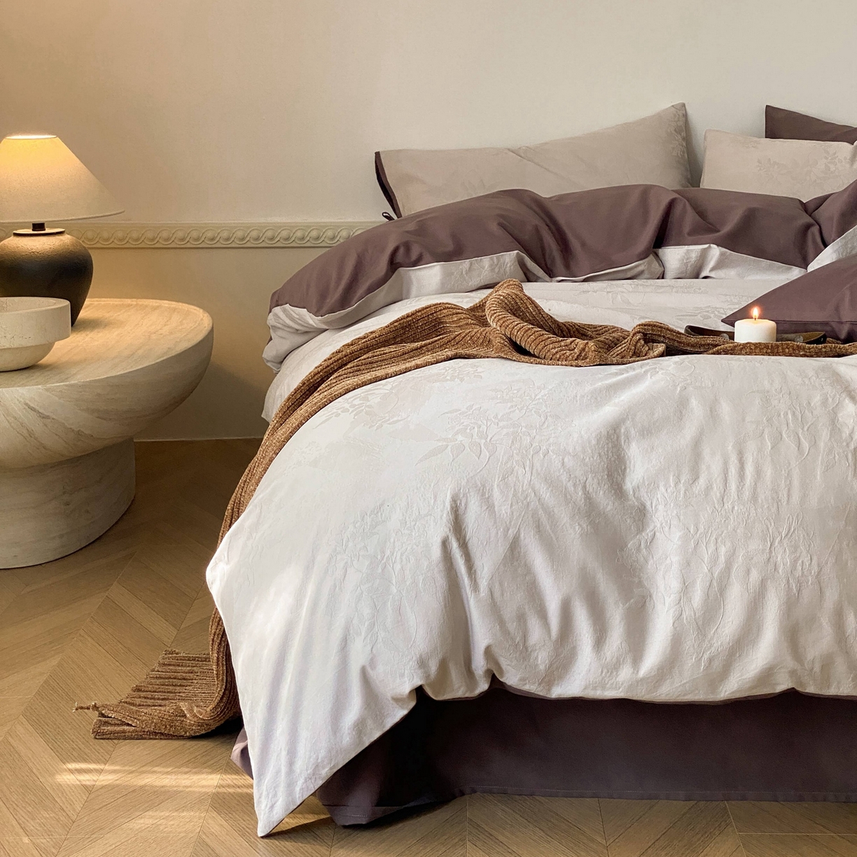 91家纺网 家纺一手货源 找家纺 玉宇阁家居 2025秋冬新品60s色织全棉磨毛大提花四件套-绑带款 绑带款-雾霭绛紫