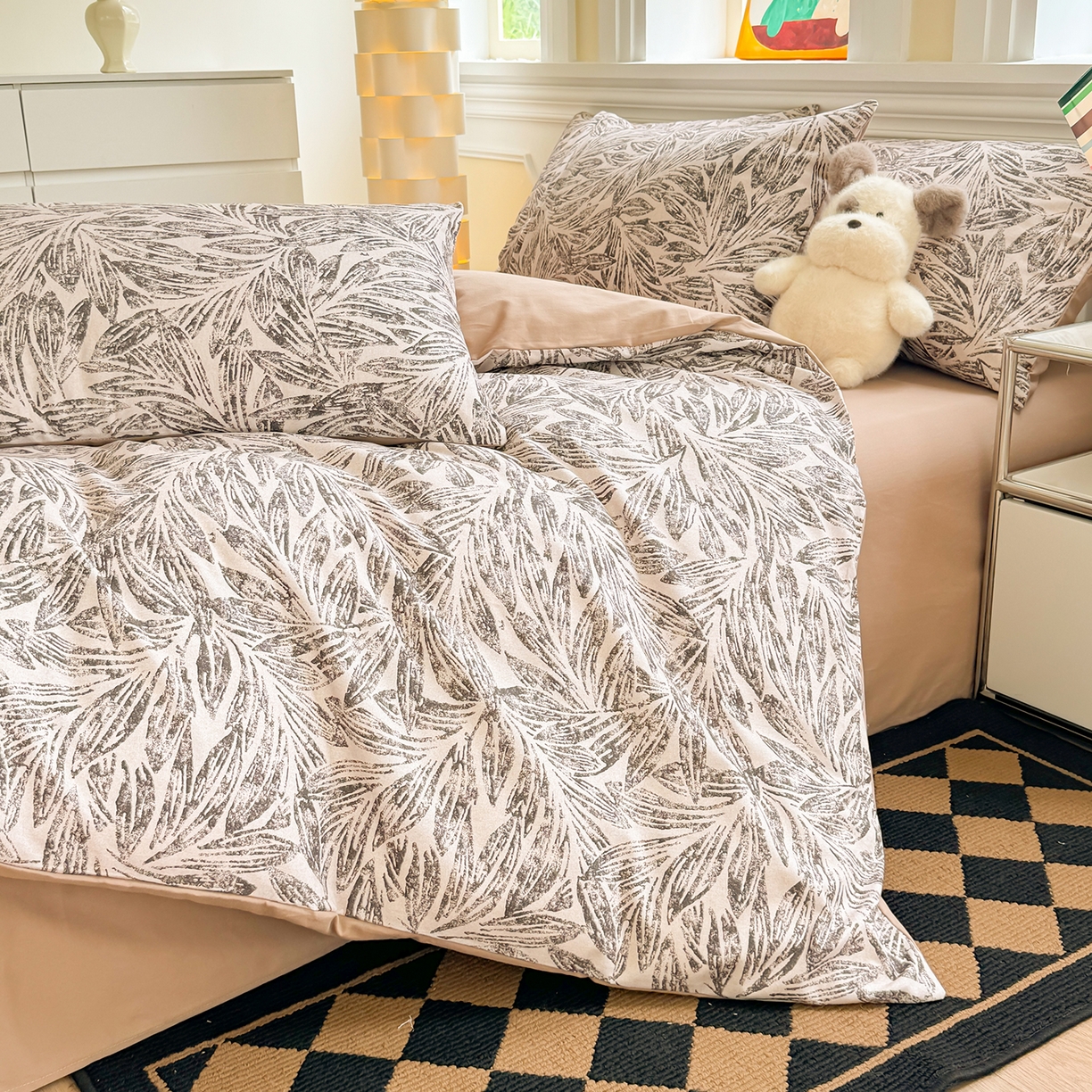 91家纺网 家纺一手货源 找家纺 千朵 2025新款全棉磨毛印花四件套 乔安米