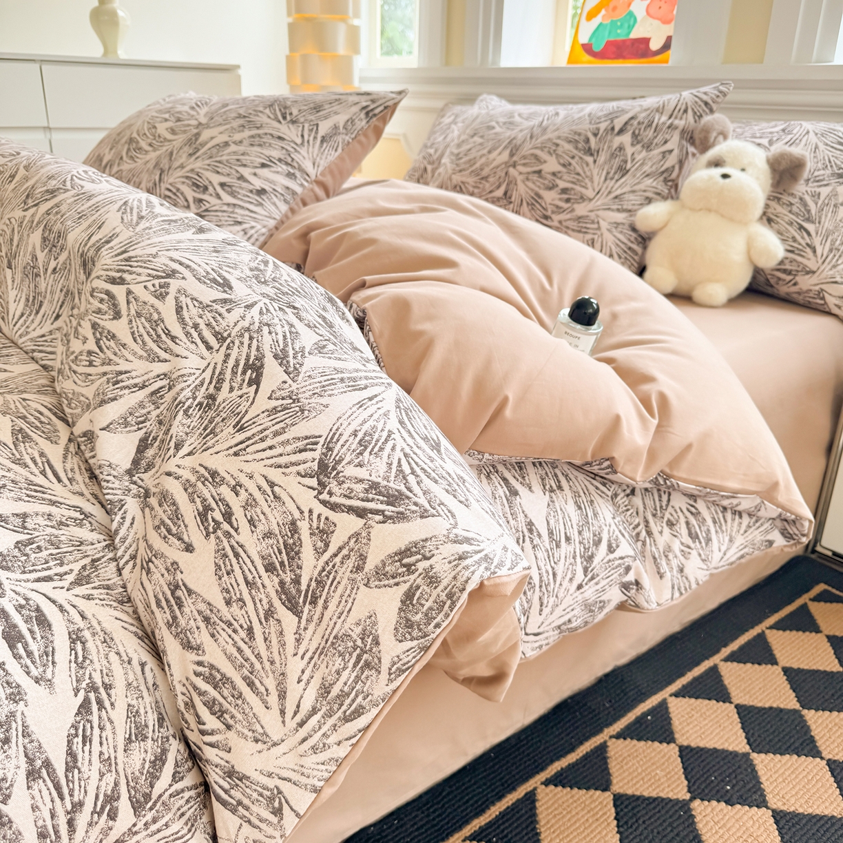 91家纺网 家纺一手货源 找家纺 千朵 2025新款全棉磨毛印花四件套 乔安米