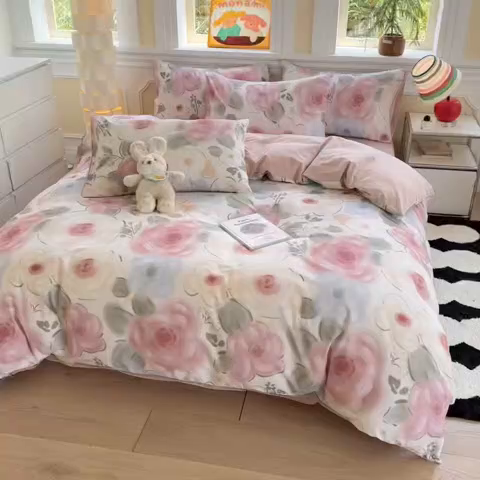 91家纺网 家纺一手货源 找家纺 千朵 2025新款全棉磨毛印花四件套 桃汐粉