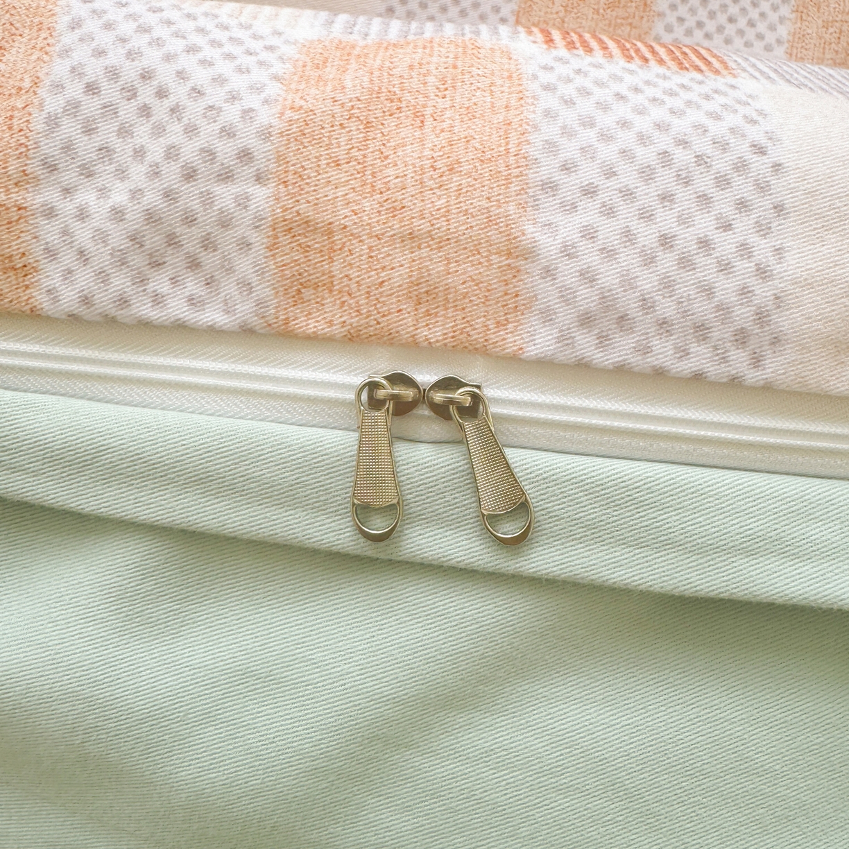 91家纺网 家纺一手货源 找家纺 千朵 2025新款全棉磨毛印花四件套 闲偶