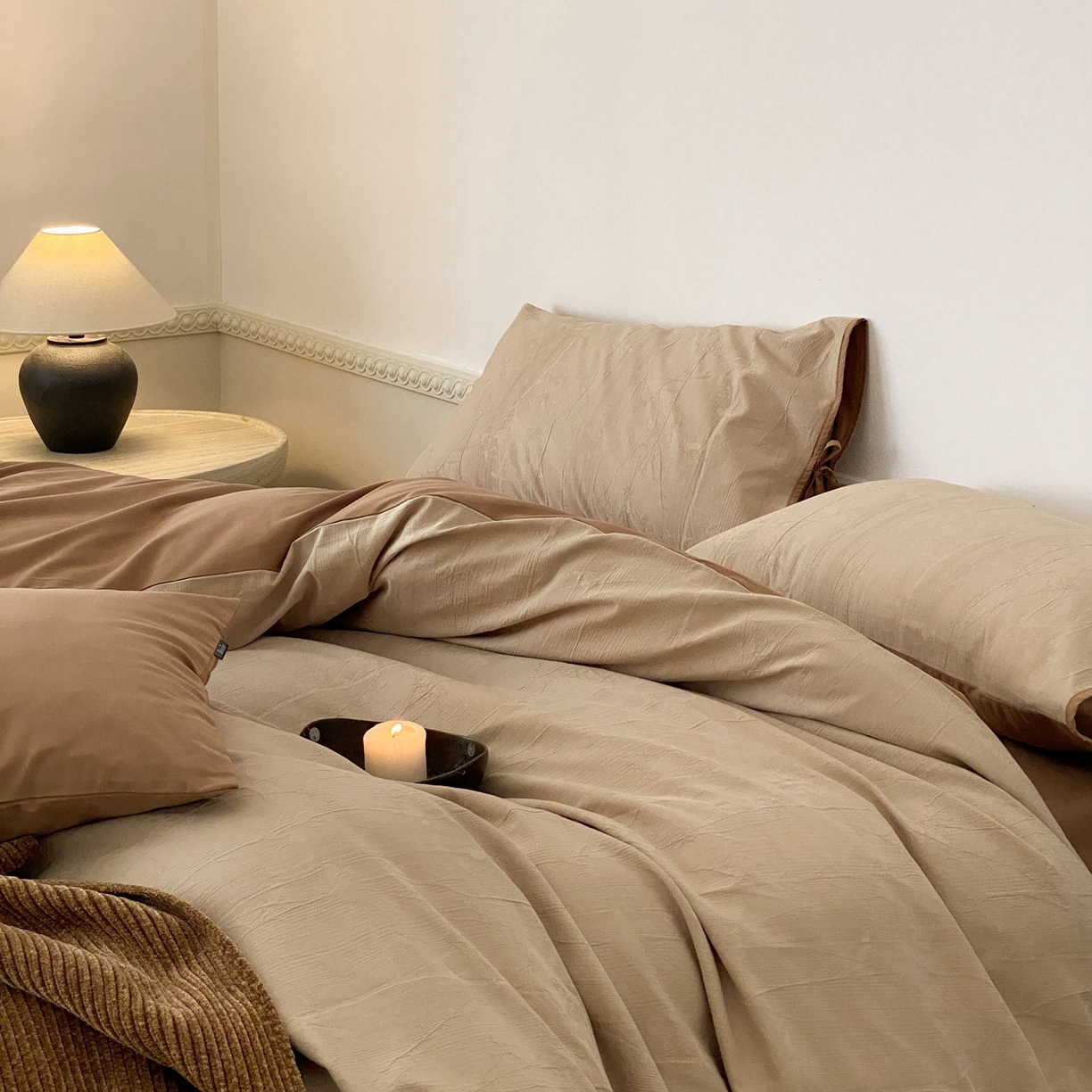 91家纺网 家纺一手货源 找家纺 玉宇阁家居 2025秋冬新品60s色织全棉磨毛大提花四件套-绑带款 绑带款-缃叶棕