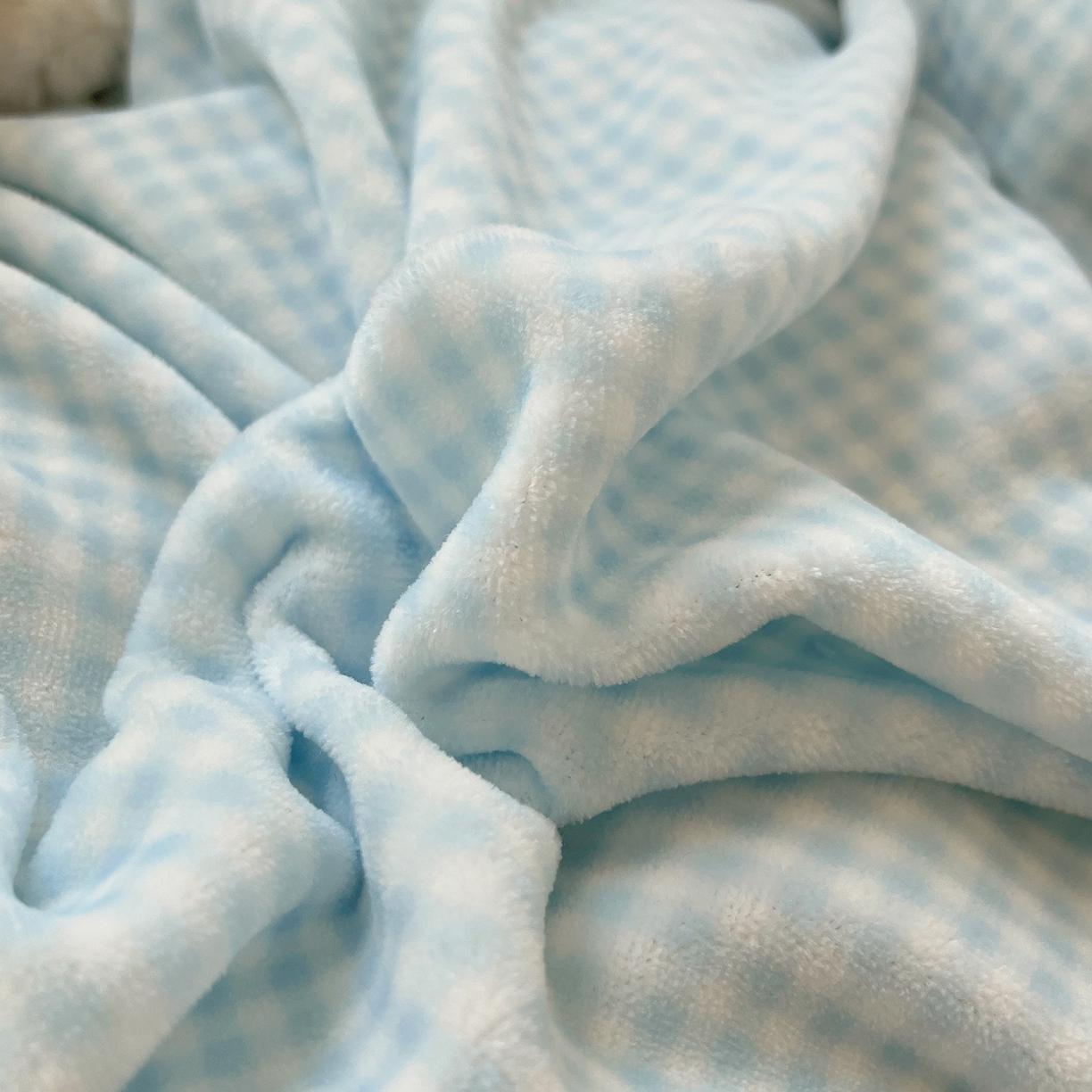 91家纺网 家纺一手货源 找家纺 （总）桃子家居 2025新款A类ins加厚毛巾绣大眼萌混搭撞色奶油格子牛奶绒系列四件套