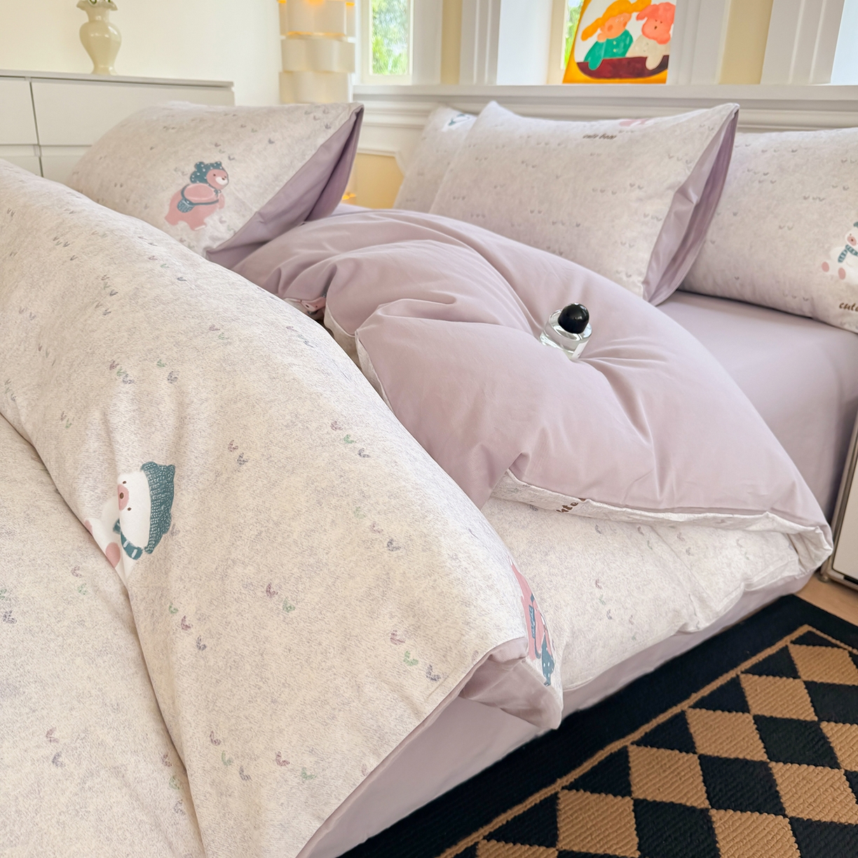 91家纺网 家纺一手货源 找家纺 千朵 2025新款全棉磨毛印花四件套 幸福熊