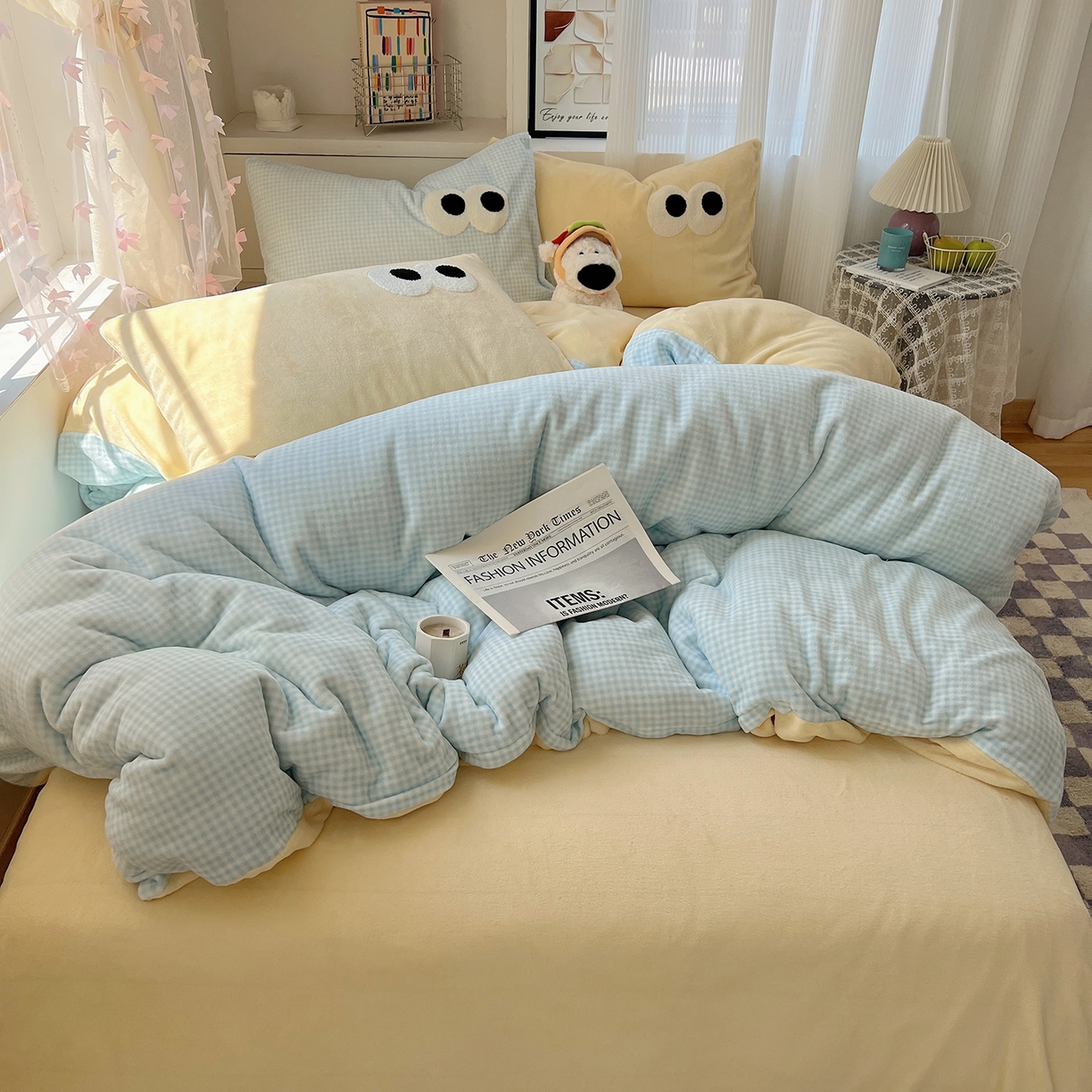 91家纺网 家纺一手货源 找家纺 （总）桃子家居 2025新款A类ins加厚毛巾绣大眼萌混搭撞色奶油格子牛奶绒系列四件套