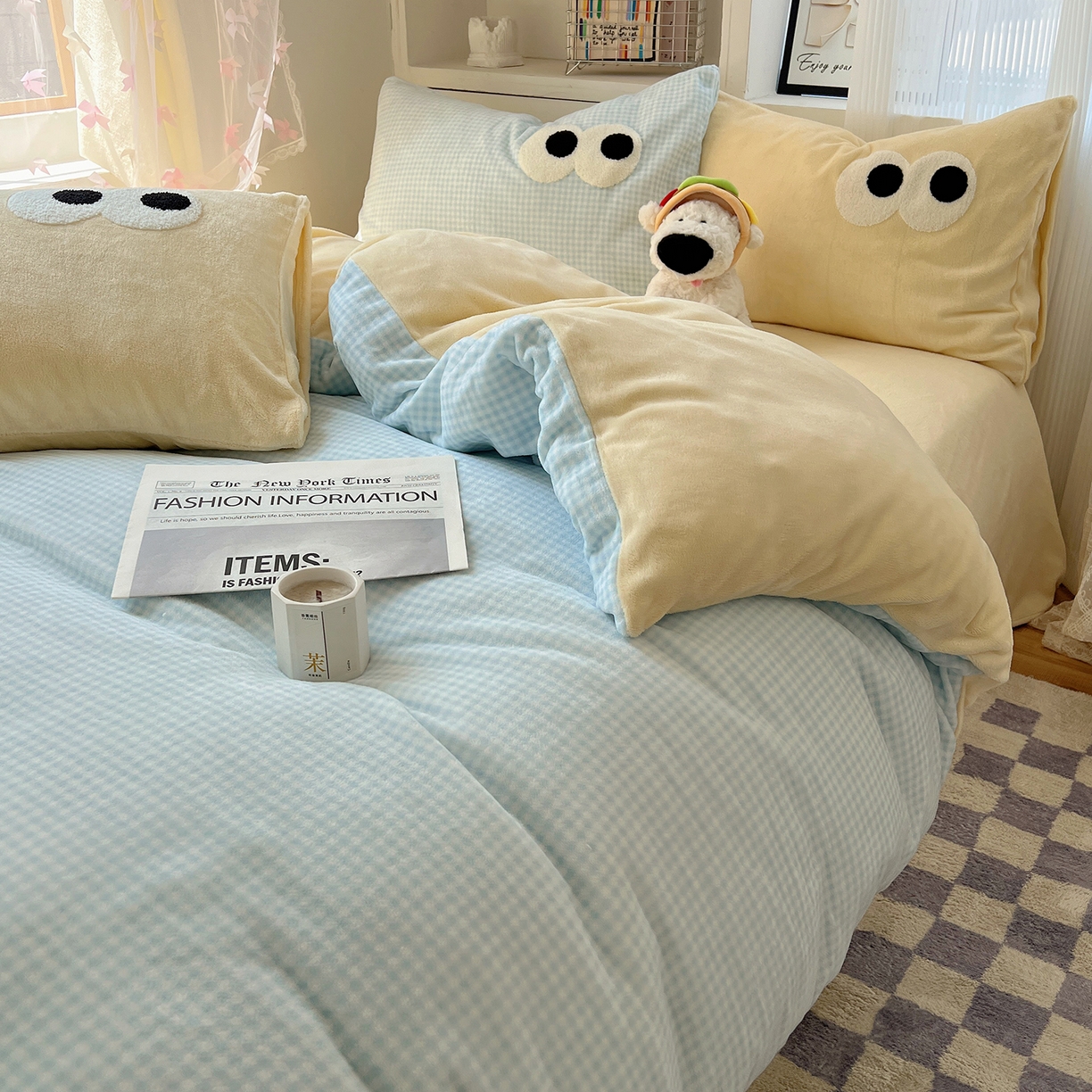 91家纺网 家纺一手货源 找家纺 （总）桃子家居 2025新款A类ins加厚毛巾绣大眼萌混搭撞色奶油格子牛奶绒系列四件套