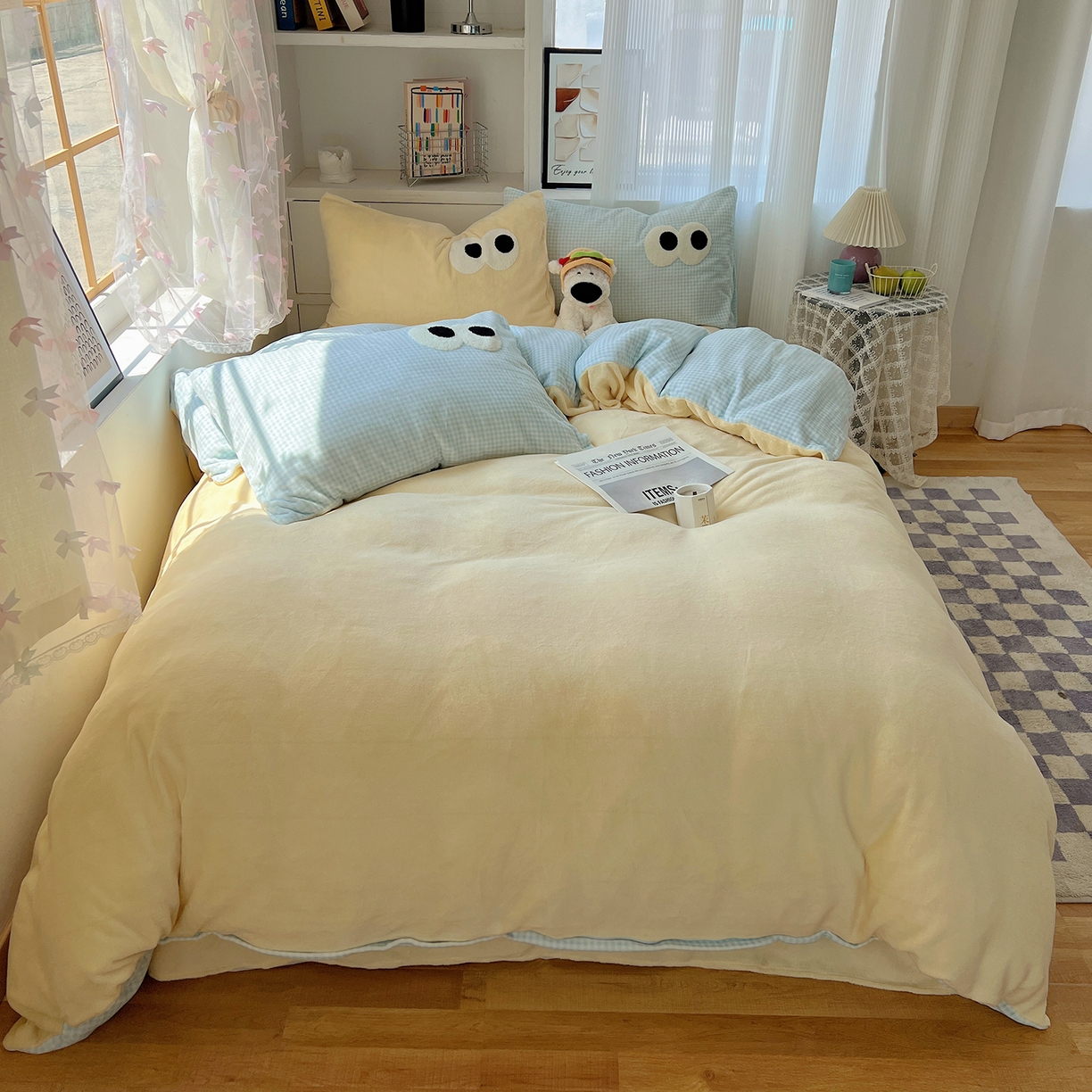 91家纺网 家纺一手货源 找家纺 （总）桃子家居 2025新款A类ins加厚毛巾绣大眼萌混搭撞色奶油格子牛奶绒系列四件套