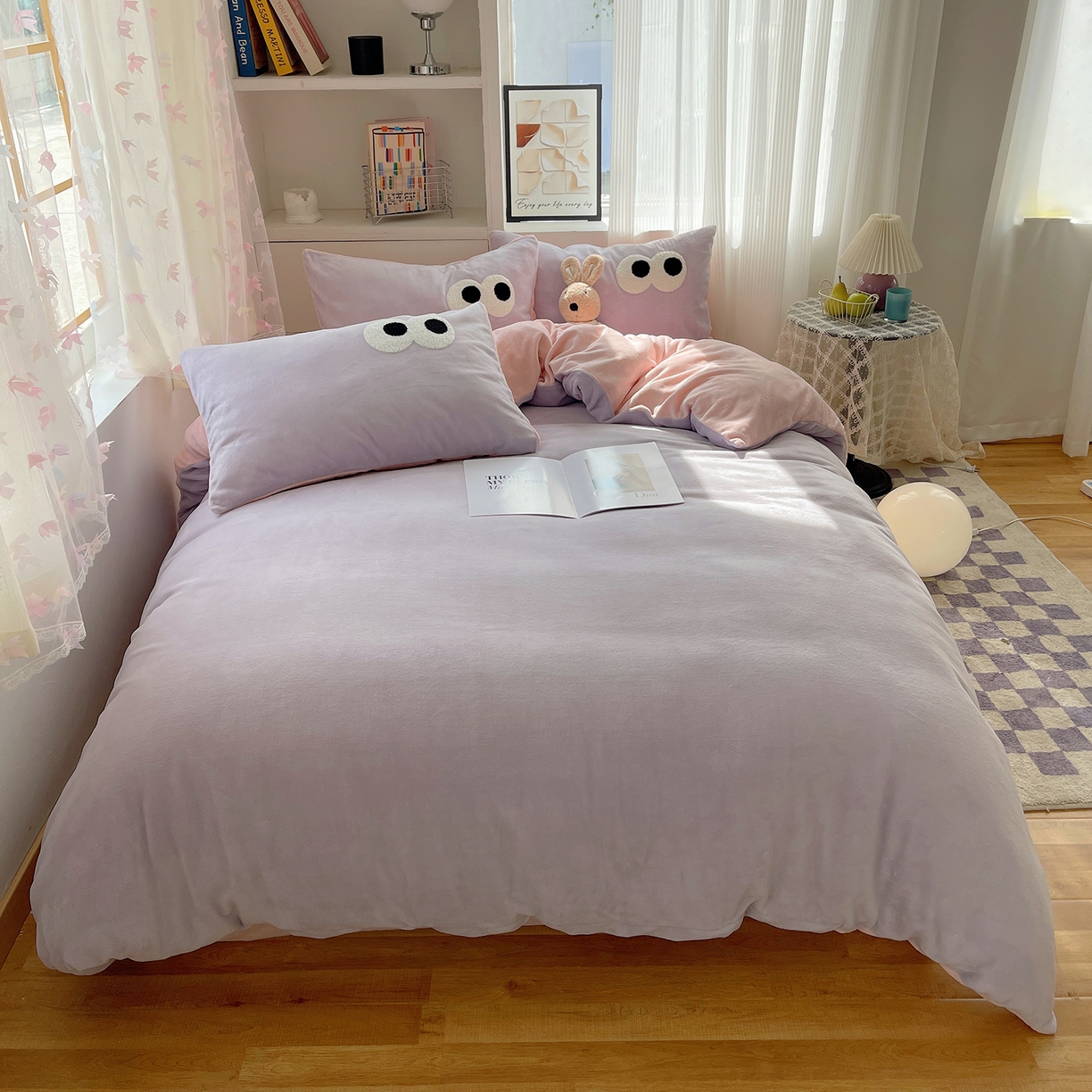 91家纺网 家纺一手货源 找家纺 （总）桃子家居 2025新款A类ins加厚毛巾绣大眼萌混搭撞色奶油格子牛奶绒系列四件套