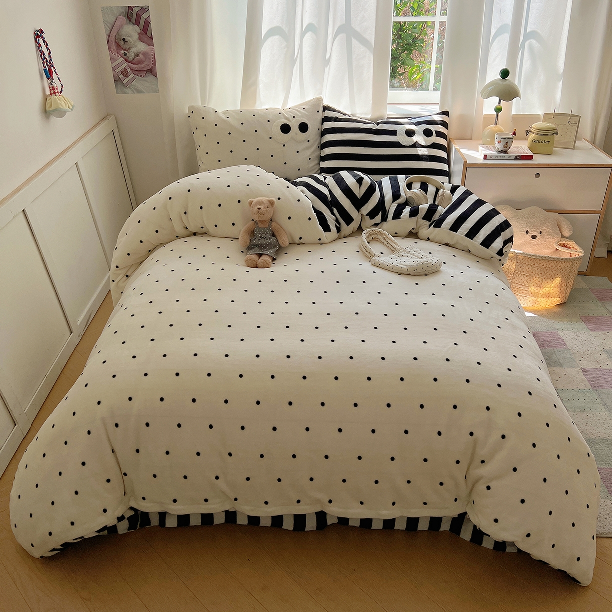 91家纺网 家纺一手货源 找家纺 （总）桃子家居 2025新款A类ins加厚毛巾绣大眼萌混搭撞色奶油格子牛奶绒系列四件套