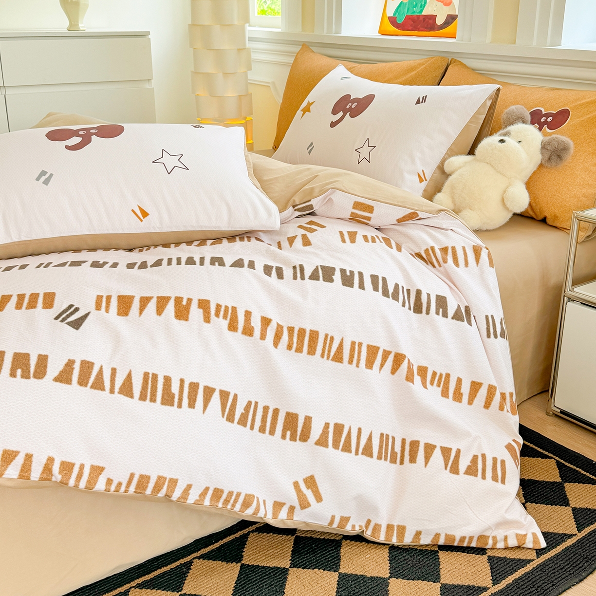 91家纺网 家纺一手货源 找家纺 千朵 2025新款全棉磨毛印花四件套 自由象