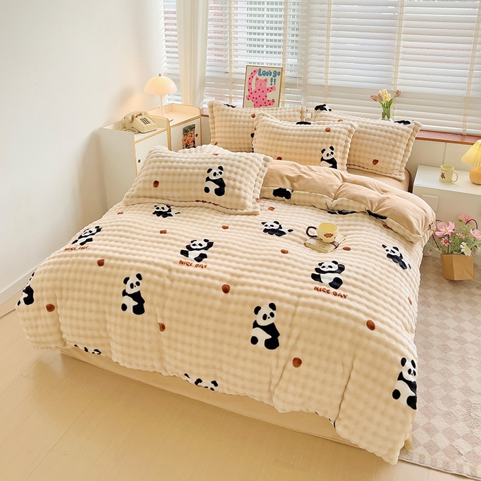 91家纺网 家纺一手货源 找家纺 居易简 2025秋冬新款牛奶绒泡泡绒印花卡通花卉兔毛单被套三件套四件套 熊猫点点-咖