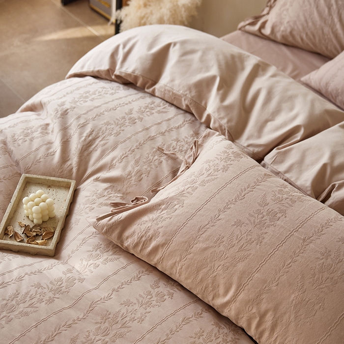 91家纺网 家纺一手货源 找家纺 （总）简纯主义 2025新款浮雕提花全棉磨毛四件套