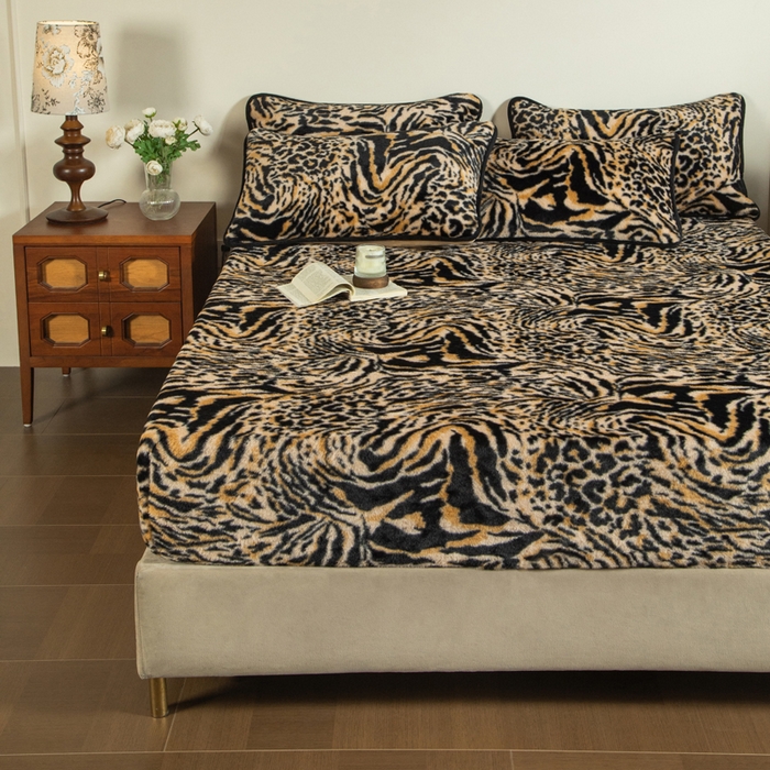 91家纺网 家纺一手货源 找家纺 库里梦家纺 2025直播网红爆款加厚兔兔绒床笠单件床笠单品床笠枕套三件套跨境床笠 豹点纹